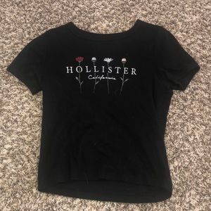 Black flower hollister california short sleeve t